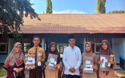 SISWA SMK Wonokromo Surabaya RAIH JUARA DI MTQ TINGKAT Kabupaten Jakarta Pusat