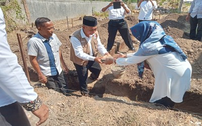 Peletakkan Batu Pertama Renovasi Pembangunan Masjid Pendidikan Ulil Al-Bab SMK Wonokromo Surabaya